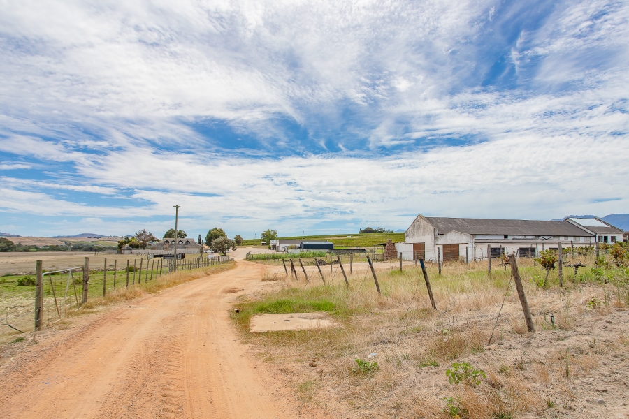 6 Bedroom Property for Sale in Lyndoch Western Cape